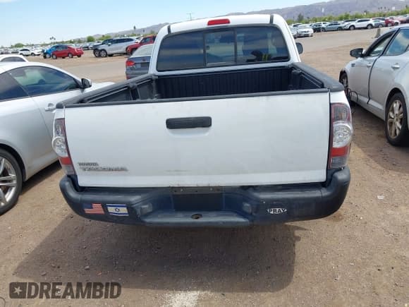 ✅ 2011 Toyota Tacoma • VIN: 5TFTX4CN9BX004243 • Lot: 42088724. Listed on IAAI with 340,241 mi. Free auction sales archive from the USA and detailed vehicle history report at DreamBid. Image 16.