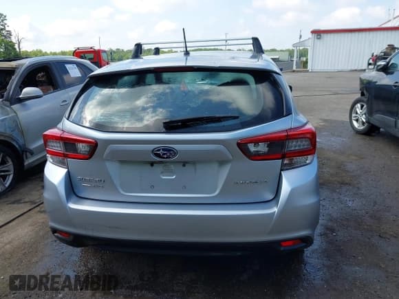 ✅ 2022 Subaru Impreza • VIN: 4S3GTAB63N3703272 • Lot: 42307924. Listed on IAAI with 135,656 mi. Free auction sales archive from the USA and detailed vehicle history report at DreamBid. Image 15.