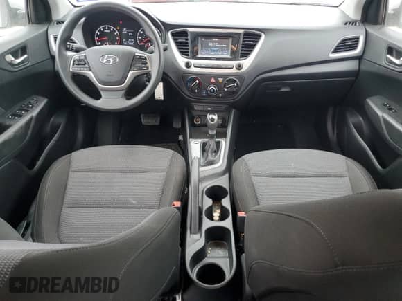 ✅ 2021 Hyundai Accent SE • VIN: 3KPC24A6XME151992 • Lot: 71128684. Wystawiony na Copart z przebiegiem 39 763 mil mil. Skorzystaj z bezpłatnego archiwum sprzedaży aukcyjnych z USA i zobacz szczegółowy raport historii pojazdu na DreamBid. Zdjęcie 8.