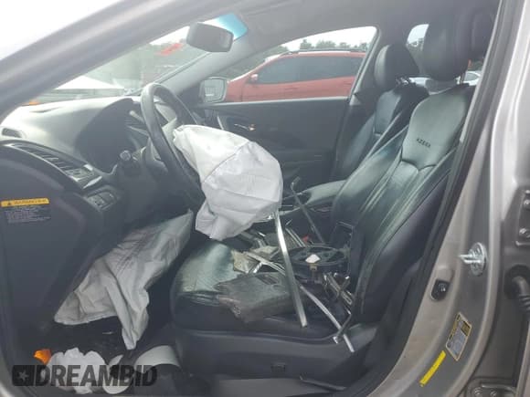 ✅ 2013 Hyundai Azera • VIN: KMHFG4JG7DA226752 • Лот: 65607325. Опубликован ранее на Copart с пробегом Не указан. Бесплатный доступ к архиву аукционных продаж из США и подробный отчёт об истории автомобиля на DreamBid. Изображение 7.