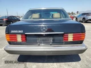 ✅ 1984 Mercedes-Benz 300 SD • VIN: WDBCB20A8EA076089 • Лот: 72077164. Опубликован ранее на Copart с пробегом 333 834 миль. Бесплатный доступ к архиву аукционных продаж из США и подробный отчёт об истории автомобиля на DreamBid. Изображение 6.