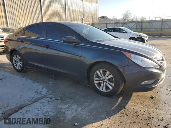 ✅ 2013 Hyundai Sonata GLS • VIN: 5NPEB4AC6DH797864 • Lot: 42448314. Listed on Copart with 188,208 mi. Free auction sales archive from the USA and detailed vehicle history report at DreamBid. Image 4.
