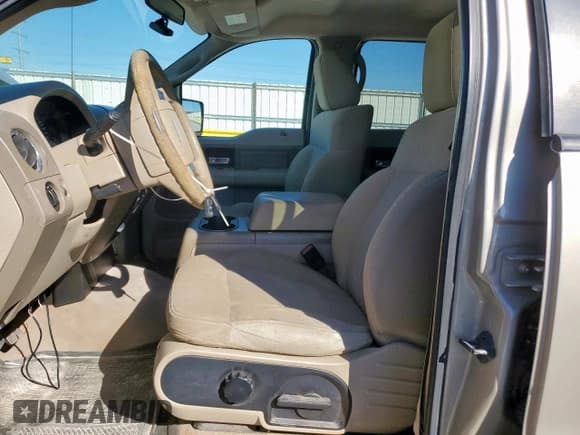 ✅ 2008 Ford F-150 XLT • VIN: 1FTPW12V68FC10235 • Lot: 90839885. Wystawiony na Copart z przebiegiem 184 050 mil. Bezpłatny archiwum sprzedaży aukcyjnych z USA i szczegółowy raport historii pojazdu na DreamBid. Zdjęcie 7.