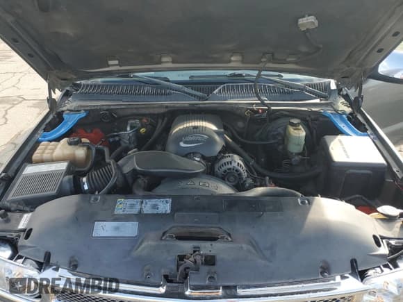 ✅ 2002 Chevrolet Silverado 1500 LS • VIN: 2GCEC19V221310367 • Lot: 82657025. Listed on Copart with 202,953 mi. Free auction sales archive from the USA and detailed vehicle history report at DreamBid. Image 11.