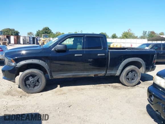 2014 Ram 1500 Express с VIN 1C6RR7FT6ES118841, выставлен на аукционе IAAI как лот 43466493 с пробегом 201 667 миль миль и . История ставок и продаж доступна на DreamBid. Изображение 14.