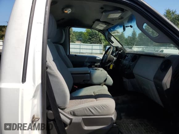 ✅ 2016 Ford F-250 XLT • VIN: 1FTBF2B64GEA28000 • Lot: 80376325. Listed on Copart with 90,841 mi. Free auction sales archive from the USA and detailed vehicle history report at DreamBid. Image 10.