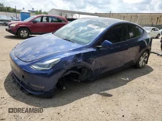 ✅ 2022 Tesla Model Y Long Range • VIN: 7SAYGAEE0NF519750 • Lot: 67638055. Listed on Copart with 51,142 mi. Free auction sales archive from the USA and detailed vehicle history report at DreamBid. Image 1.