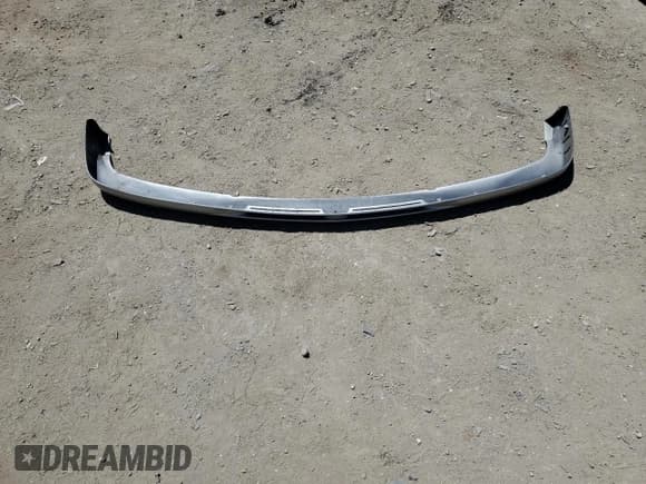 ✅ 2004 Chevrolet Tahoe LS • VIN: 1GNEK13T24R320666 • Лот: 67473995. Опубликован ранее на Copart с пробегом 233 011 миль. Бесплатный доступ к архиву аукционных продаж из США и подробный отчёт об истории автомобиля на DreamBid. Изображение 13.