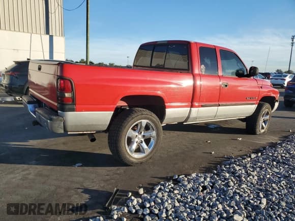 ✅ 2001 Dodge 1500 • VIN: 1B7HC13Y41J542621 • Lot: 92426935. Listed on Copart with 302,102 mi. Free auction sales archive from the USA and detailed vehicle history report at DreamBid. Image 3.