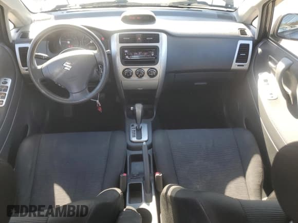 ✅ 2006 Suzuki Aerio Premium • VIN: JS2RC62H365353905 • Lot: 90095495. Listed on Copart with 151,077 mi. Free auction sales archive from the USA and detailed vehicle history report at DreamBid. Image 8.