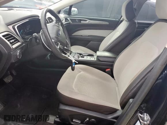 ✅ 2020 Ford Fusion SE • VIN: 3FA6P0HD9LR198763 • Lot: 58788085. Listed on Copart with 104,417 mi. Free auction sales archive from the USA and detailed vehicle history report at DreamBid. Image 7.