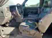 2001 Chevrolet Silverado 1500 LT z VIN 2GCEC19T511134332, wystawiony jako Copart lot #66184995 z przebiegiem 319 523 mil mil oraz Szkoda całkowita • Salvage title. Historia ofert i sprzedaży dostępna na DreamBid. Obrazek 7.