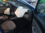 ✅ 2017 Hyundai Elantra SE • VIN: KMHD74LF2HU371987 • Lot: 43837787. Listed on IAAI with 131,256 mi. Free auction sales archive from the USA and detailed vehicle history report at DreamBid. Image 5.