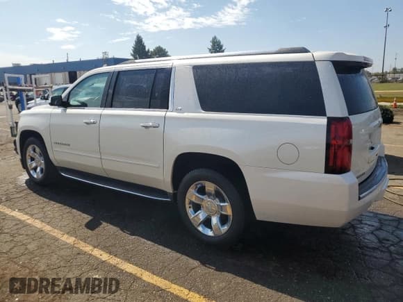 ✅ 2015 Chevrolet Suburban LTZ • VIN: 1GNSKKKC0FR730864 • Lot: 72210314. Wystawiony na Copart z przebiegiem 114 265 mil. Bezpłatny archiwum sprzedaży aukcyjnych z USA i szczegółowy raport historii pojazdu na DreamBid. Zdjęcie 2.