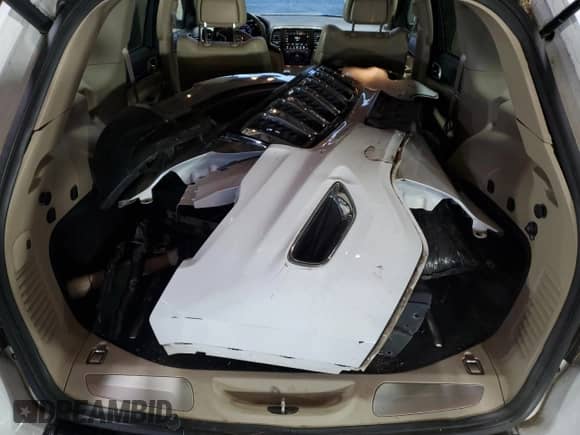 2017 Jeep Grand Cherokee Limited with VIN 1C4RJFBG3HC645821, listed as a Copart auction lot 90604955 with 37,908 mi miles and Salvage title. Bid and sale history available at DreamBid. Image 12.