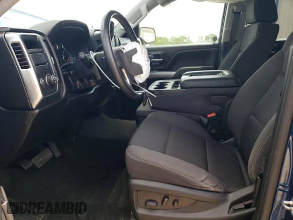 2017 Chevrolet Silverado 1500 LT с VIN 3GCUCRER3HG446381, выставлен на аукционе Copart как лот 56627005 с пробегом 88 137 миль миль и Списание • Salvage title. История ставок и продаж доступна на DreamBid. Изображение 7.