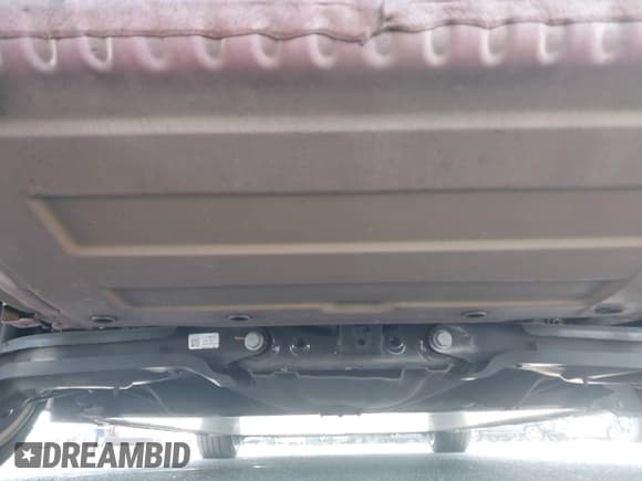 ✅ 2021 Tesla Model 3 Long Range • VIN: 5YJ3E1EB6MF879669 • Lot: 42332384. Wystawiony na IAAI z przebiegiem 81 548 mil. Bezpłatny archiwum sprzedaży aukcyjnych z USA i szczegółowy raport historii pojazdu na DreamBid. Zdjęcie 24.