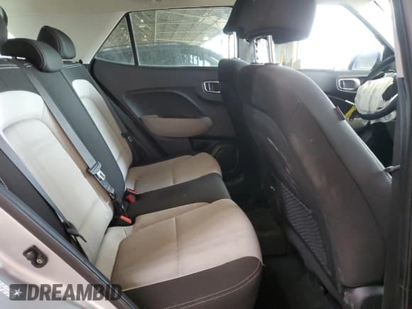 ✅ 2024 Hyundai Venue SEL • VIN: KMHRC8A35RU285446 • Lot: 51010505. Wystawiony na Copart z przebiegiem 33 792 mil. Bezpłatny archiwum sprzedaży aukcyjnych z USA i szczegółowy raport historii pojazdu na DreamBid. Zdjęcie 12.