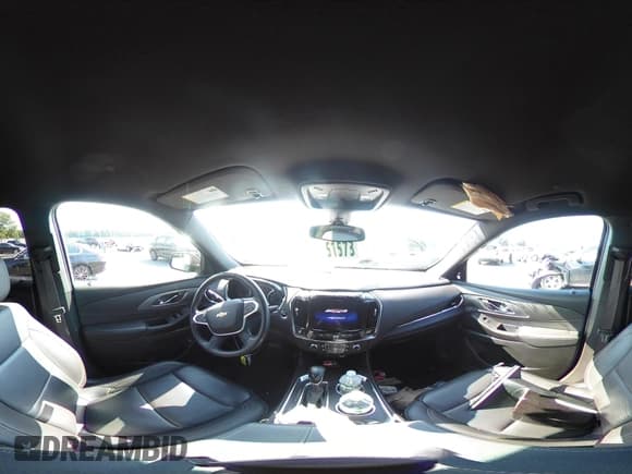 ✅ 2022 Chevrolet Traverse LT • VIN: 1GNEVHKW1NJ123001 • Lot: 42672210. Wystawiony na IAAI z przebiegiem 39 196 mil. Bezpłatny archiwum sprzedaży aukcyjnych z USA i szczegółowy raport historii pojazdu na DreamBid. Zdjęcie 18.