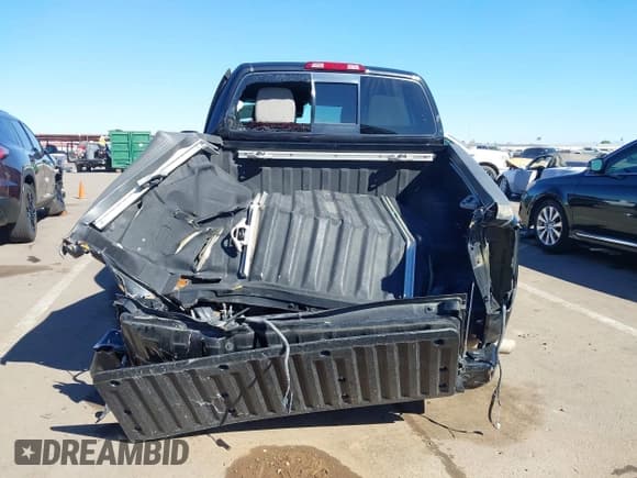 ✅ 2017 Nissan Frontier SV • VIN: 1N6AD0EV7HN715656 • Lot: 43472468. Wystawiony na IAAI z przebiegiem 142 490 mil. Bezpłatny archiwum sprzedaży aukcyjnych z USA i szczegółowy raport historii pojazdu na DreamBid. Zdjęcie 6.