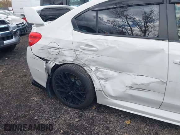✅ 2017 Subaru WRX Premium • VIN: JF1VA1E66H9824216 • Лот: 43521316. Опубликован ранее на IAAI с пробегом 72 885 миль. Бесплатный доступ к архиву аукционных продаж из США и подробный отчёт об истории автомобиля на DreamBid. Изображение 6.