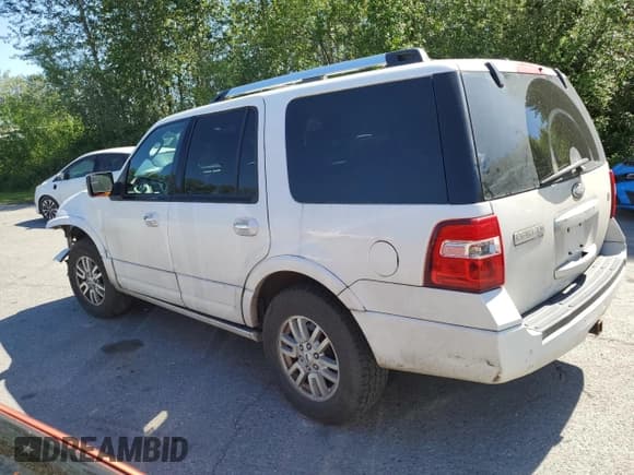 ✅ 2012 Ford Expedition Limited • VIN: 1FMJU2A58CEF05625 • Lot: 58439575. Listed on Copart with 183,438 mi. Free auction sales archive from the USA and detailed vehicle history report at DreamBid. Image 2.