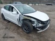 ✅ 2019 Tesla Model 3 Mid Range • VIN: 5YJ3E1EA5KF509334 • Лот: 41916361. Опубликован ранее на IAAI с пробегом 108 083 миль. Бесплатный доступ к архиву аукционных продаж из США и подробный отчёт об истории автомобиля на DreamBid. Изображение 1.