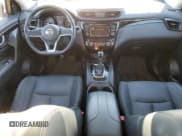 ✅ 2019 Nissan Rogue S • VIN: JN1BJ1CR2KW341618 • Lot: 86639115. Wystawiony na Copart z przebiegiem 57 702 mil. Bezpłatny archiwum sprzedaży aukcyjnych z USA i szczegółowy raport historii pojazdu na DreamBid. Zdjęcie 8.