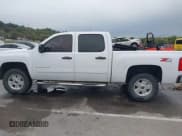✅ 2013 Chevrolet Silverado 1500 LT • VIN: 3GCPKSE70DG216846 • Lot: 43545307. Wystawiony na IAAI z przebiegiem 161 922 mil. Bezpłatny archiwum sprzedaży aukcyjnych z USA i szczegółowy raport historii pojazdu na DreamBid. Zdjęcie 14.