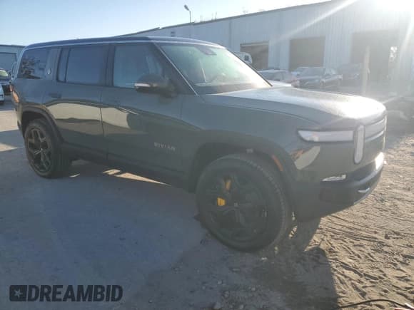 ✅ 2023 Rivian R1S Launch Edition • VIN: 7PDSGABL2PN003408 • Lot: 81894274. Wystawiony na Copart z przebiegiem 20 514 mil. Bezpłatny archiwum sprzedaży aukcyjnych z USA i szczegółowy raport historii pojazdu na DreamBid. Zdjęcie 13.