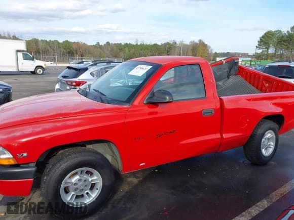 ✅ 2000 Dodge Dakota • VIN: 1B7FL26XXYS577023 • Lot: 43788621. Listed on IAAI with 189,850 mi. Free auction sales archive from the USA and detailed vehicle history report at DreamBid. Image 14.
