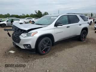 2021 Chevrolet Traverse Premier z VIN 1GNEVKKW1MJ220761, wystawiony jako Copart lot #71506475 z przebiegiem 69 953 mil mil oraz Szkoda całkowita • Salvage title. Historia ofert i sprzedaży dostępna na DreamBid. Obrazek 1.