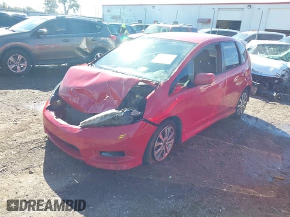 ✅ 2013 Honda Fit Sport • VIN: JHMGE8H57DC028265 • Lot: 43541415. Listed on IAAI with 129,252 mi. Free auction sales archive from the USA and detailed vehicle history report at DreamBid. Image 2.