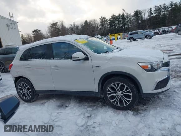✅ 2017 Mitsubishi Outlander SE • VIN: JA4AR3AWXHZ022278 • Lot: 41588905. Wystawiony na IAAI z przebiegiem 95 674 mil. Bezpłatny archiwum sprzedaży aukcyjnych z USA i szczegółowy raport historii pojazdu na DreamBid. Zdjęcie 13.