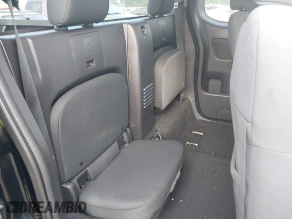 ✅ 2022 Nissan Frontier S • VIN: 1N6ED1CL5NN635485 • Lot: 42411330. Wystawiony na IAAI z przebiegiem 51 151 mil. Bezpłatny archiwum sprzedaży aukcyjnych z USA i szczegółowy raport historii pojazdu na DreamBid. Zdjęcie 8.