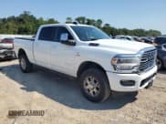 ✅ 2023 Ram 2500 Laramie • VIN: 3C6UR5FL8PG588426 • Lot: 71682115. Wystawiony na Copart z przebiegiem 67 019 mil. Bezpłatny archiwum sprzedaży aukcyjnych z USA i szczegółowy raport historii pojazdu na DreamBid. Zdjęcie 4.