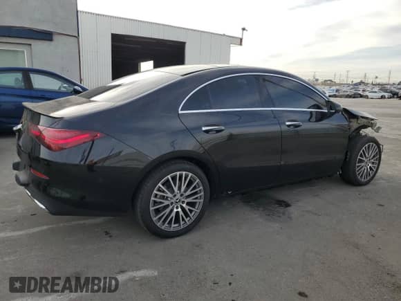 2024 Mercedes-Benz CLA 250 с VIN W1K5J4GB2RN467265, выставлен на аукционе Copart как лот 79570724 с пробегом 5 689 миль миль и Списание • Salvage title. История ставок и продаж доступна на DreamBid. Изображение 3.