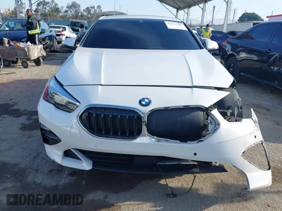 ✅ 2021 BMW 2 Series 228i • VIN: WBA53AK09M7H30650 • Lot: 42043390. Wystawiony na IAAI z przebiegiem 89 611 mil. Bezpłatny archiwum sprzedaży aukcyjnych z USA i szczegółowy raport historii pojazdu na DreamBid. Zdjęcie 13.