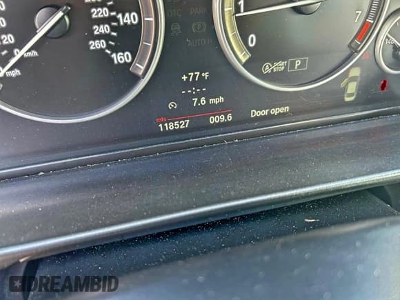 ✅ 2013 BMW 5 Series 528i • VIN: WBAXG5C52DD232870 • Лот: 94830565. Опубликован ранее на Copart с пробегом 118 527 миль. Бесплатный доступ к архиву аукционных продаж из США и подробный отчёт об истории автомобиля на DreamBid. Изображение 8.