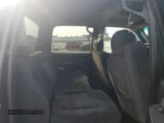 ✅ 2002 Chevrolet Silverado 2500HD LS • VIN: 1GCHK23152F150036 • Lot: 65049224. Wystawiony na Copart z przebiegiem 279 577 mil. Bezpłatny archiwum sprzedaży aukcyjnych z USA i szczegółowy raport historii pojazdu na DreamBid. Zdjęcie 10.