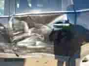 2010 Chevrolet Traverse 1LT z VIN 1GNLVFED5AS117261, wystawiony jako IAAI lot #43220575 z przebiegiem 257 124 mil mil oraz . Historia ofert i sprzedaży dostępna na DreamBid. Obrazek 6.