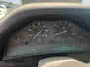 1991 BMW 3 Series z VIN WBABB2314MEC26165, wystawiony jako Copart lot #58839205 z przebiegiem 124 898 mil mil oraz Szkoda całkowita • Salvage title. Historia ofert i sprzedaży dostępna na DreamBid. Obrazek 9.