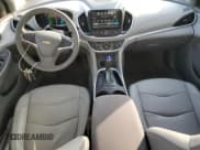 ✅ 2018 Chevrolet Volt LT • VIN: 1G1RA6S53JU155886 • Lot: 83875864. Wystawiony na Copart z przebiegiem 34 483 mil. Bezpłatny archiwum sprzedaży aukcyjnych z USA i szczegółowy raport historii pojazdu na DreamBid. Zdjęcie 8.