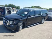 ✅ 2020 Chevrolet Suburban LT • VIN: 1GNSCHKC5LR102083 • Lot: 40551013. Wystawiony na IAAI z przebiegiem 105 555 mil. Bezpłatny archiwum sprzedaży aukcyjnych z USA i szczegółowy raport historii pojazdu na DreamBid. Zdjęcie 20.