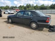 ✅ 2000 Mercedes-Benz C 230/260/280/320 • VIN: WDBHA29G4YA848172 • Лот: 64968985. Опубликован ранее на Copart с пробегом Не указан. Бесплатный доступ к архиву аукционных продаж из США и подробный отчёт об истории автомобиля на DreamBid. Изображение 2.