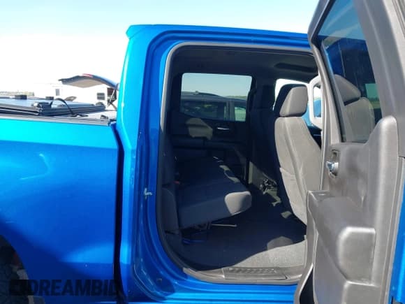 ✅ 2023 Chevrolet Silverado 1500 Custom Trail Boss • VIN: 3GCUDCED6PG222874 • Лот: 43396735. Опубликован ранее на IAAI с пробегом 36 104 миль. Бесплатный доступ к архиву аукционных продаж из США и подробный отчёт об истории автомобиля на DreamBid. Изображение 8.