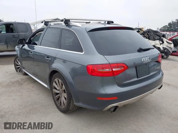 ✅ 2015 Audi allroad A4 Premium Plus • VIN: WA1UFAFLXFA017599 • Лот: 42316558. Опубликован ранее на IAAI с пробегом 91 352 миль. Бесплатный доступ к архиву аукционных продаж из США и подробный отчёт об истории автомобиля на DreamBid. Изображение 3.