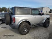 ✅ 2021 Ford Bronco • VIN: 1FMDE5CH3MLA63076 • Lot: 83651594. Wystawiony na Copart z przebiegiem 25 137 mil. Bezpłatny archiwum sprzedaży aukcyjnych z USA i szczegółowy raport historii pojazdu na DreamBid. Zdjęcie 3.