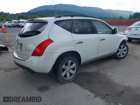 ✅ 2007 Nissan Murano S • VIN: JN8AZ08W17W658201 • Lot: 42606736. Listed on IAAI with 216,359 mi. Free auction sales archive from the USA and detailed vehicle history report at DreamBid. Image 4.