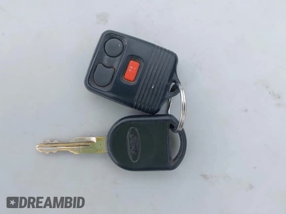 ✅ 2004 Ford F-150 XLT • VIN: 1FTPX145X4NB48672 • Lot: 42497529. Listed on IAAI with 178,758 mi. Free auction sales archive from the USA and detailed vehicle history report at DreamBid. Image 11.